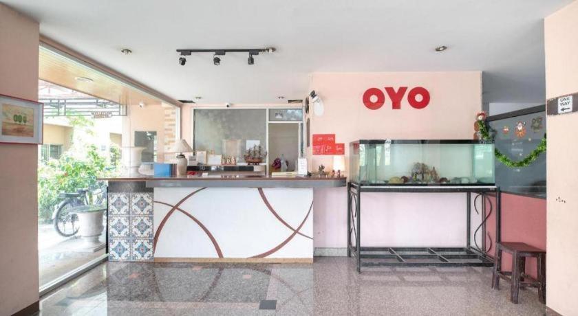 Oyo 519 B Min Airport Hotell Bangkok Eksteriør bilde